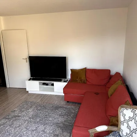 Near Trade Fair, Rhine And Apartment